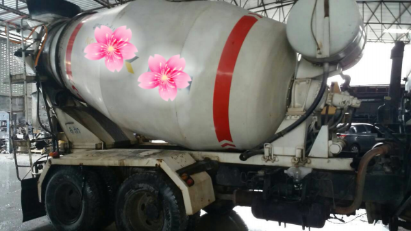 ขายรถบรรทุก 10 ล้อโม่ปูน NISSAN CWM430H 230 แรงม้าโม่LT 7 คิว ราคา 800000