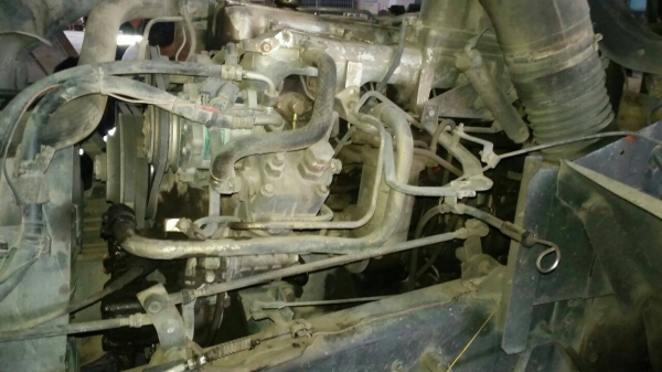 ขายรถบรรทุก 10 ล้อโม่ปูน NISSAN CWM430H 230 แรงม้าโม่LT 7 คิว ราคา 800000