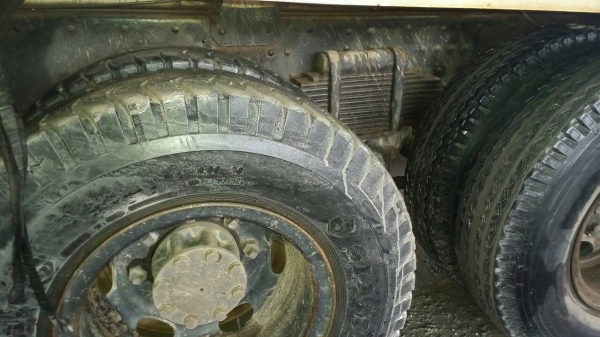 ขายรถบรรทุก 10 ล้อโม่ปูน NISSAN CWM430H 230 แรงม้าโม่LT 7 คิว ราคา 800000