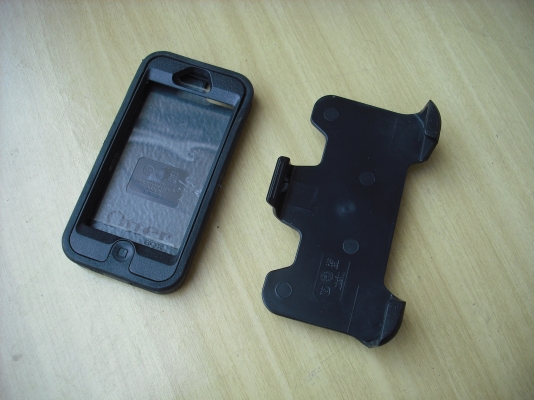 CASE+CLIP ยี่ห้อ OTTER BOX Made in USA สำหรับ Iphone 5/5S