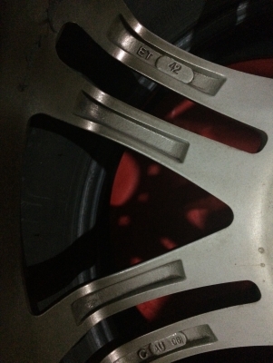 แม็กขอบ18 กว้าง8 5รู 100/114.3 ET42 4วง แถมยาง แม็กขอบ18 กว้าง8 5รู 100/114.3 ET42 4วง แถมยาง