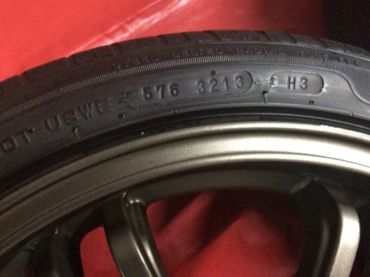 แม็กขอบ18 กว้าง8 5รู 100/114.3 ET42 4วง แถมยาง แม็กขอบ18 กว้าง8 5รู 100/114.3 ET42 4วง แถมยาง