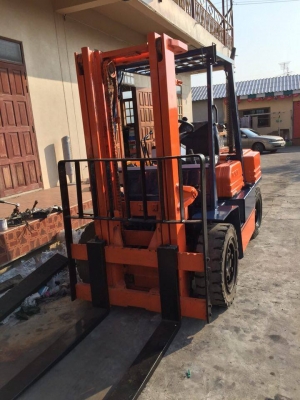 รถยกTOYOTAรุ่น5ขนาด 3.5ตัน รถยกTOYOTAรุ่น5ขนาด 3.5ตัน