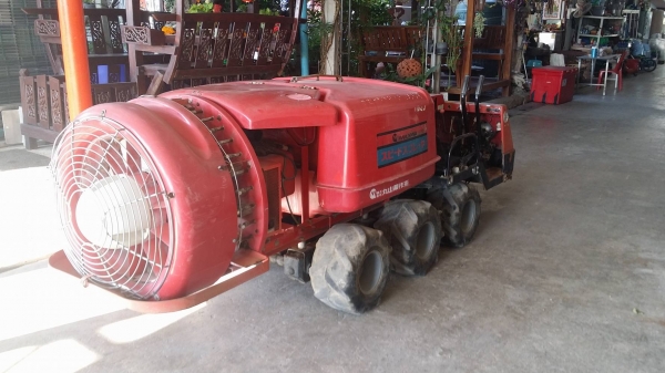 รถพ่นยาแอร์บัส MARUYAMA รุ่น SSA-B503M เก่าญี่ปุ่น สภาพสวย รถพร้อมใช้งาน ขนาดถังบรรจุน้ำ 500 ลิตร แรงพ่นกระจายรอบทิศทาง รถพ่นยาแอร์บัส MARUYAMA รุ่น SSA-B503M เก่าญี่ปุ่น สภาพสวย รถพร้อมใช้งาน ขนาดถังบรรจุน้ำ 500 ลิตร แรงพ่นกระจายรอบทิศทาง