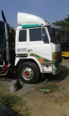 รถบรรทุก 10 ล้อ หัวลาก HINO รถวิ่งงานอยู่  ยาง 80\% ขายเฉพาะหัวเท่านั้น
