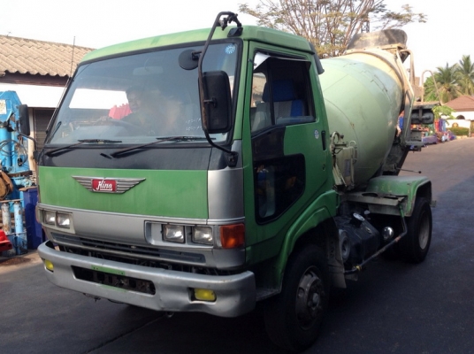 ขาย รถโม่เก่าญี่ปุ่น HINO FC ตามเหลี่ยม 2.5Q ขาย รถโม่เก่าญี่ปุ่น HINO FC ตามเหลี่ยม 2.5Q