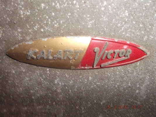 กล่องเหล็กลำโพงของเก่าโบราณ ของประเทศ U.S.A แท้ กล่องเหล็กลำโพงของเก่าโบราณ ของประเทศ U.S.A แท้