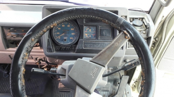 HINO FB2W 6 ล้อกระบะรั้วเหล็ก 4 สูบ 120 แรงม้า หัวเดิมๆ สีเดิมๆ