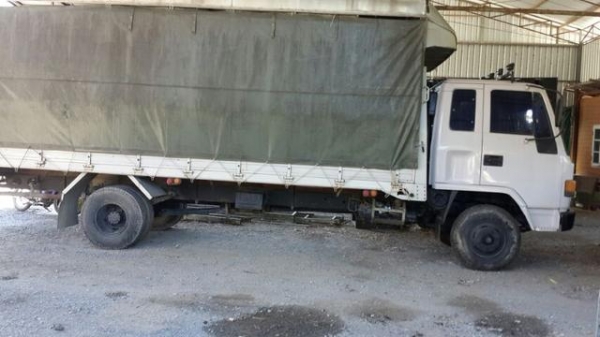 อีชูชุ  175 แรง เบรคทิพฟี่  ยาว 6.20 เมตร  ราคา  475,000  บาท