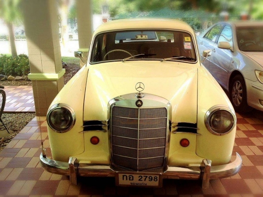 ขายด่วน Benz classic car รุ่น190 ขายด่วน Benz classic car รุ่น190