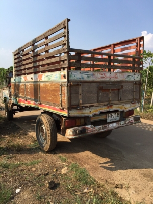 ขายอีแต๋นโคราช. 115 คอกไม้มะค่า. สวยงามมาก. มีเล่มทะเบียน