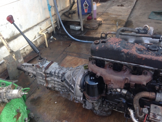 ขายเครื่องอีซุ4JA 90ฝาดำเครื่องนอกครับ