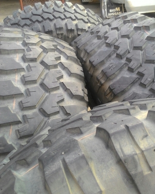 ขายยาง35พร้อมล้อ