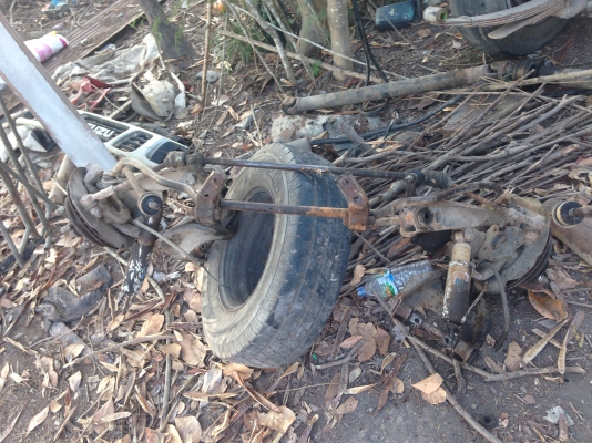 ขายเพลาหลังอีซุซุพร้อมแหนบและชุดคานหน้าครบชุด