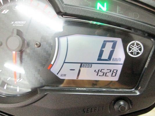 (โอนฟรี) ขาย Exciter 150 ปี 2015 ไมล์แท้ 4528 กม สภาพสวยจัด แรงด้วยขุมกำลัง 150 CC เครื่องแน่ๆ มีกุญแจแท้ 2 ดอก สีดำ แดง ราคา 52900 บาท