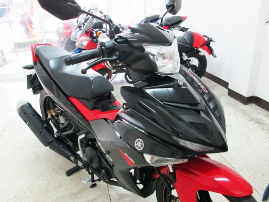 (โอนฟรี) ขาย Exciter 150 ปี 2015 ไมล์แท้ 4528 กม สภาพสวยจัด แรงด้วยขุมกำลัง 150 CC เครื่องแน่ๆ มีกุญแจแท้ 2 ดอก สีดำ แดง ราคา 52900 บาท