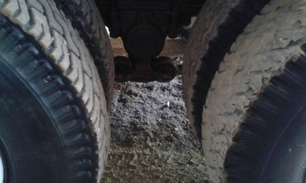 รถอีซูซุ 10 ล้อดั้ม FVZ เปลื่ยนเครื่อง 230 แรงม้า. ปี 45.   สนใจติดต่อ  081 - 6079515