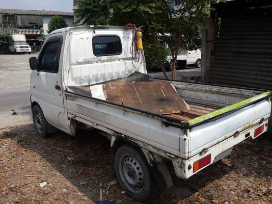 ขายรถ พร้อมทะเบียน เครื่องสามสูบหัว ฉีด 660 cc.