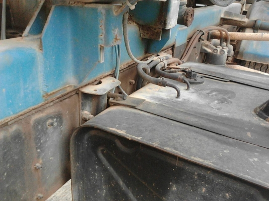 รถฮีโน่ 6 ล้อ โม่ปูน FC9J 175 แรงม้า. ปี 54.  ( รถวิ่ง 1xx,xxx กม. ) , ( มีขาย 2 คัน. )     สนใจติดต่อ  081 - 6079515