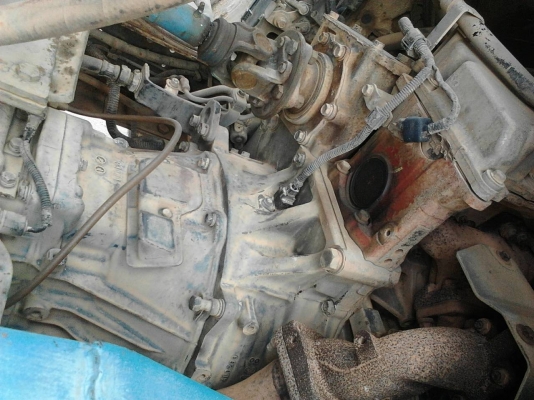 รถฮีโน่ 6 ล้อ โม่ปูน FC9J 175 แรงม้า. ปี 54.  ( รถวิ่ง 1xx,xxx กม. ) , ( มีขาย 2 คัน. )     สนใจติดต่อ  081 - 6079515