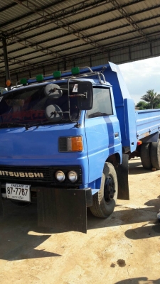 รถบรรทุกดั้ม110แรงม้า