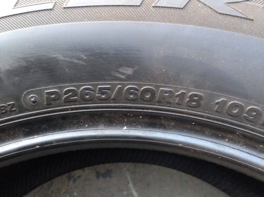 ยาง Bridgstone 265-60-18 ปี 12 ครบชุด 4 เส้น 4000 สภาพสวยๆดอกยางนิ่มๆไม่บวมเอาไปวิ่งกันยาวๆราคาเบาๆค่ะ
