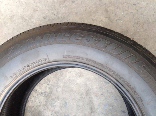 ยาง Bridgstone 265-60-18 ปี 12 ครบชุด 4 เส้น 4000 สภาพสวยๆดอกยางนิ่มๆไม่บวมเอาไปวิ่งกันยาวๆราคาเบาๆค่ะ