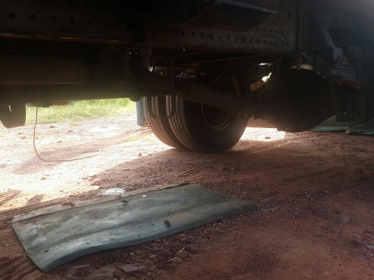 ขายครับ NPR150 กระบะคาร์โก้คอก ปี54 ยาว 5 m พร้อมใช้ 088-4501277