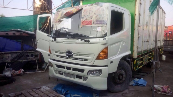 ต้องการขายรถฮีโน่ตู้แห้งปี40สภาพพร้อมใช้เครื่องดีคัชซีสวยสนใจติดต่อโดยตรงเจ้าของขายเอง