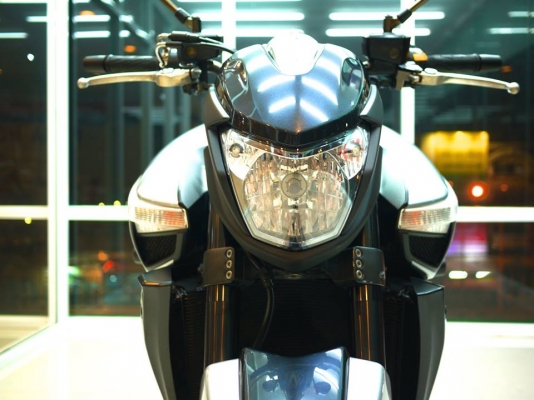 ขาย Suzuki B-king 1300 พร้อมทะเบียนแท้ รถสวยสภาพนางฟ้า สีเดิมทั้งคัน