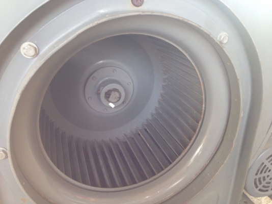 ขายโบวเวอร์ดูดเป่าอากาศ National ขนาด 0.5HP. 380V แต่ใส่มอเตอร์ 1.5HP. มาให้ สภาพสวยมากเดิมๆ วิ่งนิ่ม พร้อมใช้งาน ขายโบวเวอร์ดูดเป่าอากาศ National ขนาด 0.5HP. 380V แต่ใส่มอเตอร์ 1.5HP. มาให้ สภาพสวยมากเดิมๆ วิ่งนิ่ม พร้อมใช้งาน