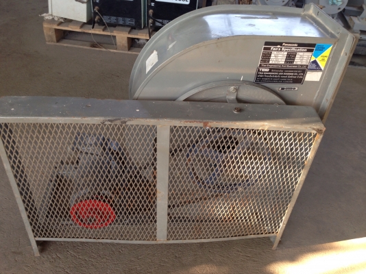 ขายโบวเวอร์ดูดเป่าอากาศ National ขนาด 0.5HP. 380V แต่ใส่มอเตอร์ 1.5HP. มาให้ สภาพสวยมากเดิมๆ วิ่งนิ่ม พร้อมใช้งาน ขายโบวเวอร์ดูดเป่าอากาศ National ขนาด 0.5HP. 380V แต่ใส่มอเตอร์ 1.5HP. มาให้ สภาพสวยมากเดิมๆ วิ่งนิ่ม พร้อมใช้งาน