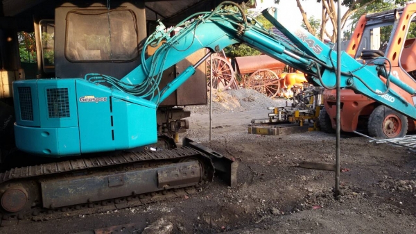 ขายรถแบคโฮ kobelco sk045  พร้อมใช้งานครับ.