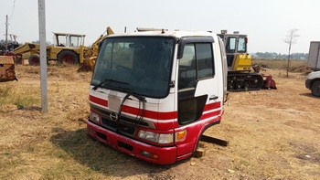 ขาย - หัวเก๋ง สำหรับรถ 6 ล้อ HINO BZU410 อุปกรณ์ครบ สภาพสวย เก่านอกครับ