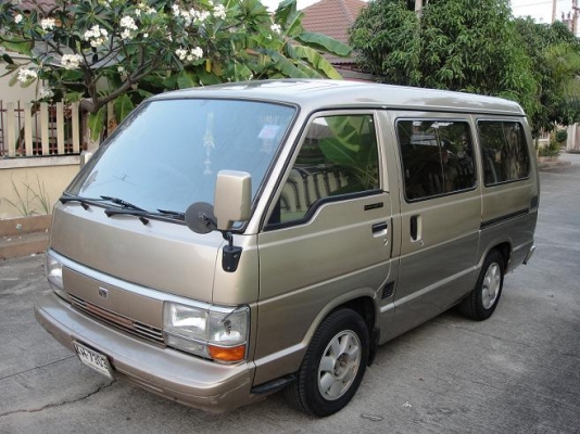 ...........ขาย รถตู้ TOYOTA SUPER CUSTOM รุ่นไฮเอชตาหวาน ปี 95 VIP ตัวนอกแท้......................