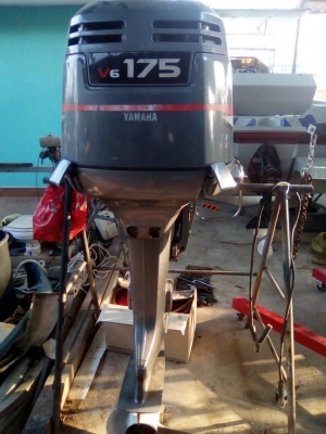 เครื่องเรือยามาฮ่า  v6 175 แรง