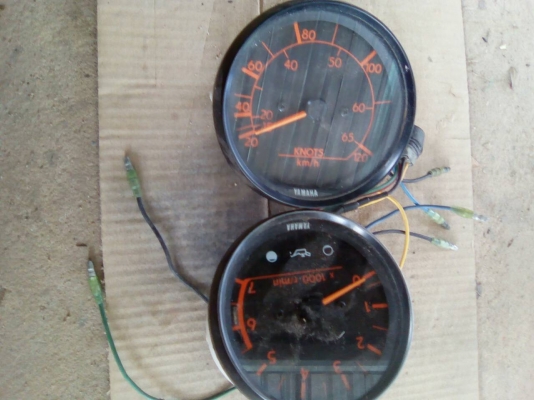 เครื่องเรือยามาฮ่า  v6 175 แรง