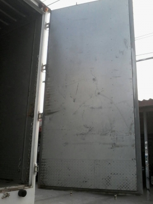 ขาย10ล้อMega 212แรงม้ายูโร2จดปี48ตู้แห้ง10บานไม่มีเสากลางยาว7.20เมตร