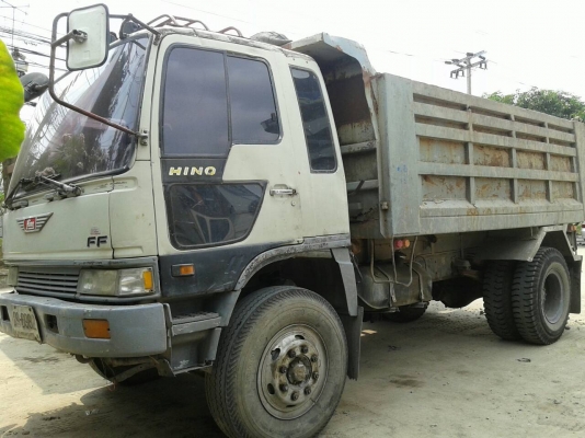 หกล้อ ฮีโน่ FF3H195 ดั้มสามมิต สภาพดีสวยเดิมๆพร้อมใช้ ทะเบียนพร้อมโอน ราคา 585,000บ รถห้างแท้