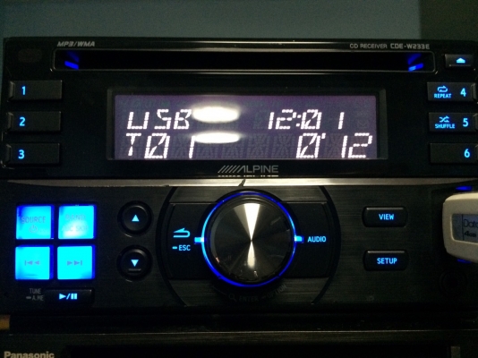 Alpine CDE-W233EH USB IPOD MP3-RW CD-RW AUX FMคลื่นไทยครบ ปรีเอ้า1ชุด มือ2 Alpine CDE-W233EH USB IPOD MP3-RW CD-RW AUX FMคลื่นไทยครบ ปรีเอ้า1ชุด มือ2