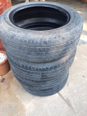 ยางขอบ15 สี่เส้น2000บาท