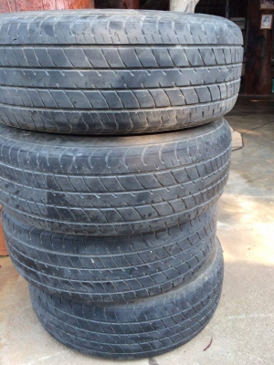 ยางขอบ15 สี่เส้น2000บาท