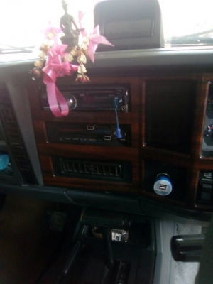 รถยนต์ jeep cherokee