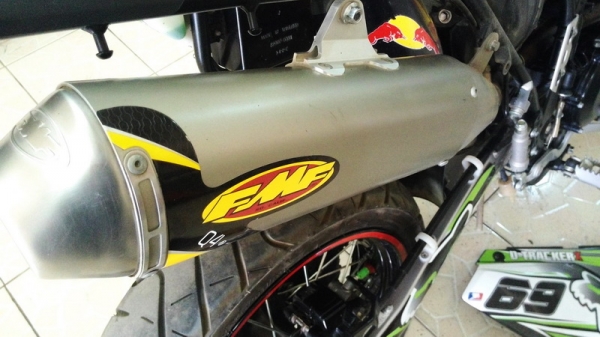 ขายท่อ 3 ใบ FMF+HOME  สำหรับ D-Tracker, KLX250