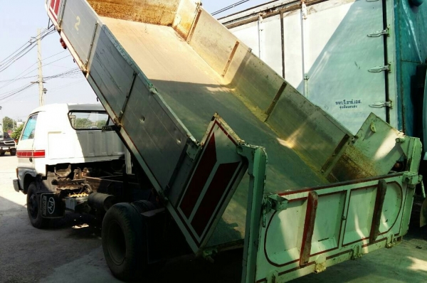 หกล้อ อีซูซุ KS110 ดั้มกะบะมีเนียม เครืองดี แคชชีสวยมากๆ สภาพดีสวยพร้อมใช้ ทะเบียนพร้อมโอน หกล้อ อีซูซุ KS110 ดั้มกะบะมีเนียม เครืองดี แคชชีสวยมากๆ สภาพดีสวยพร้อมใช้ ทะเบียนพร้อมโอน