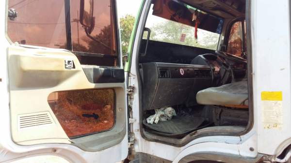 หกล้อ ฮีโน่ FC4J145ปี42 ดั้มสามมิต สภาพดีสวยเดิมๆพร้อมใช้ ทะเบียนพร้อมโอน หกล้อ ฮีโน่ FC4J145ปี42 ดั้มสามมิต สภาพดีสวยเดิมๆพร้อมใช้ ทะเบียนพร้อมโอน