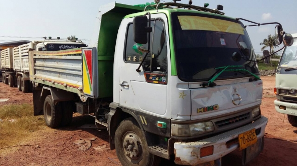 หกล้อ ฮีโน่ FC4J145ปี42 ดั้มสามมิต สภาพดีสวยเดิมๆพร้อมใช้ ทะเบียนพร้อมโอน หกล้อ ฮีโน่ FC4J145ปี42 ดั้มสามมิต สภาพดีสวยเดิมๆพร้อมใช้ ทะเบียนพร้อมโอน