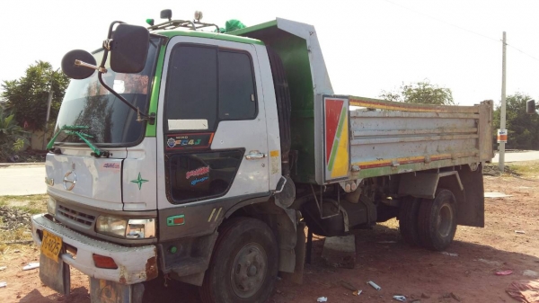 หกล้อ ฮีโน่ FC4J145ปี42 ดั้มสามมิต สภาพดีสวยเดิมๆพร้อมใช้ ทะเบียนพร้อมโอน