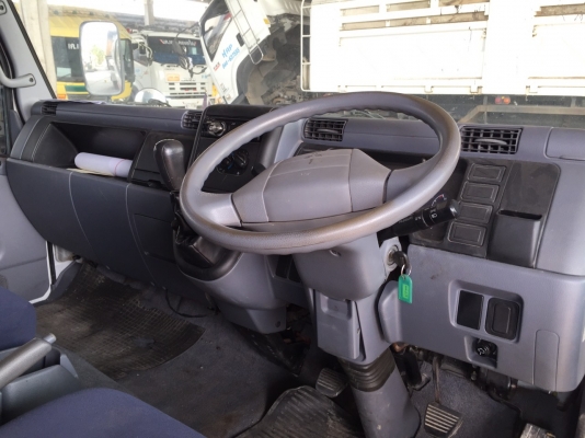 ขออนุญาติขายรถโม่ปูน  MITS UBISHI FOSO  ปี  56  150  แรงโม่คิวพร้อมใช้พร้อมโอน ราคา 990000สนใจติดต่อ  0853224877-0988930465