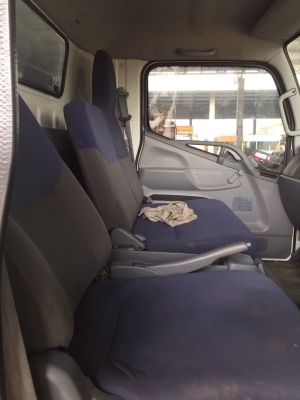 ขออนุญาติขายรถโม่ปูน  MITS UBISHI FOSO  ปี  56  150  แรงโม่คิวพร้อมใช้พร้อมโอน ราคา 990000สนใจติดต่อ  0853224877-0988930465